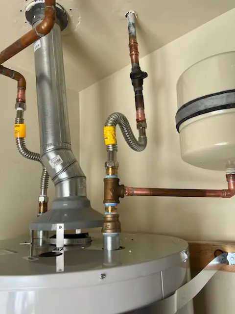 Water heater installation and plumbing repair in Union Ridge